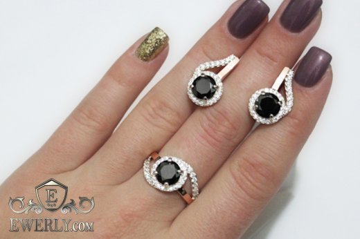 Женские  кольцо и серёжки с золотом из серебра, купить с чёрными камнями